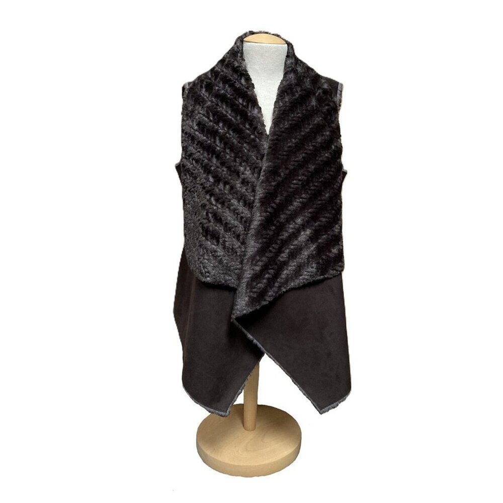 Adrienne Landau Vest Shawl w Side Pockets, Faux Fur, Reversible, Size L